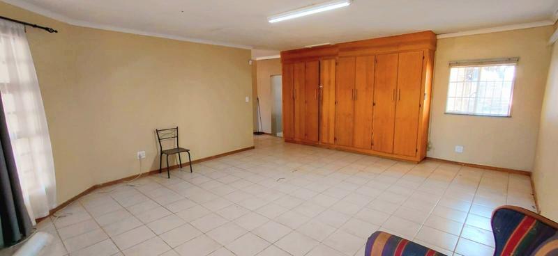 8 Bedroom Property for Sale in Groenvlei Free State